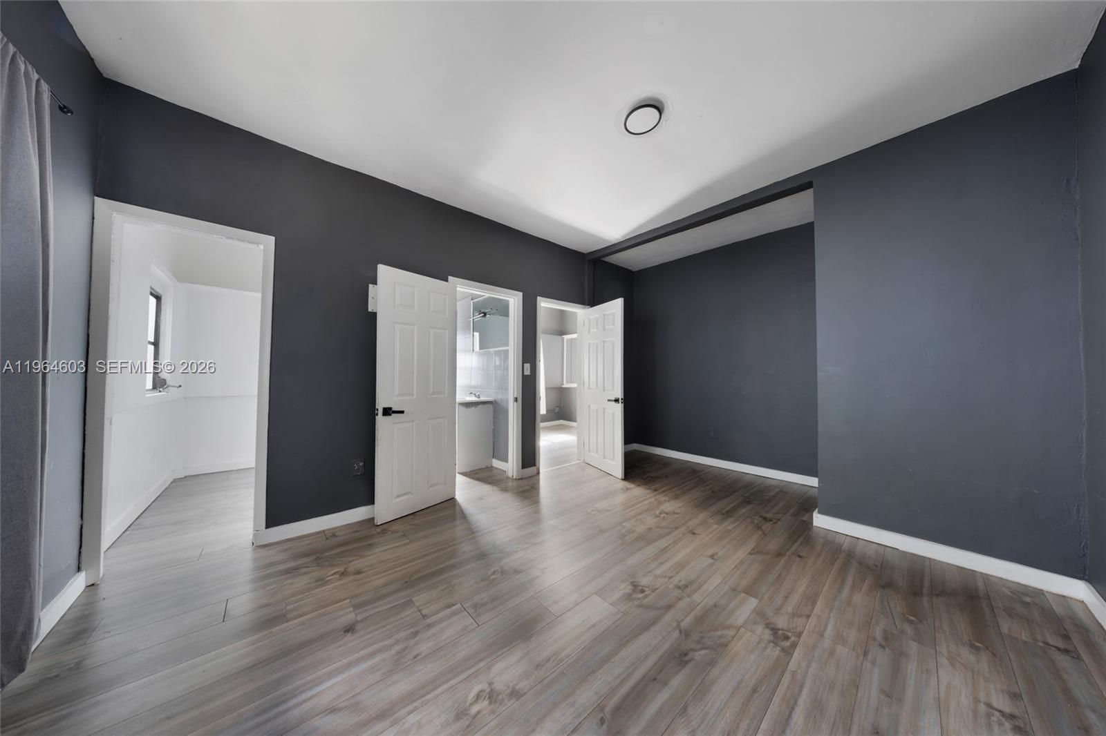 See details / 1950 sq. ft. $ 2026-02-21 0 Photo