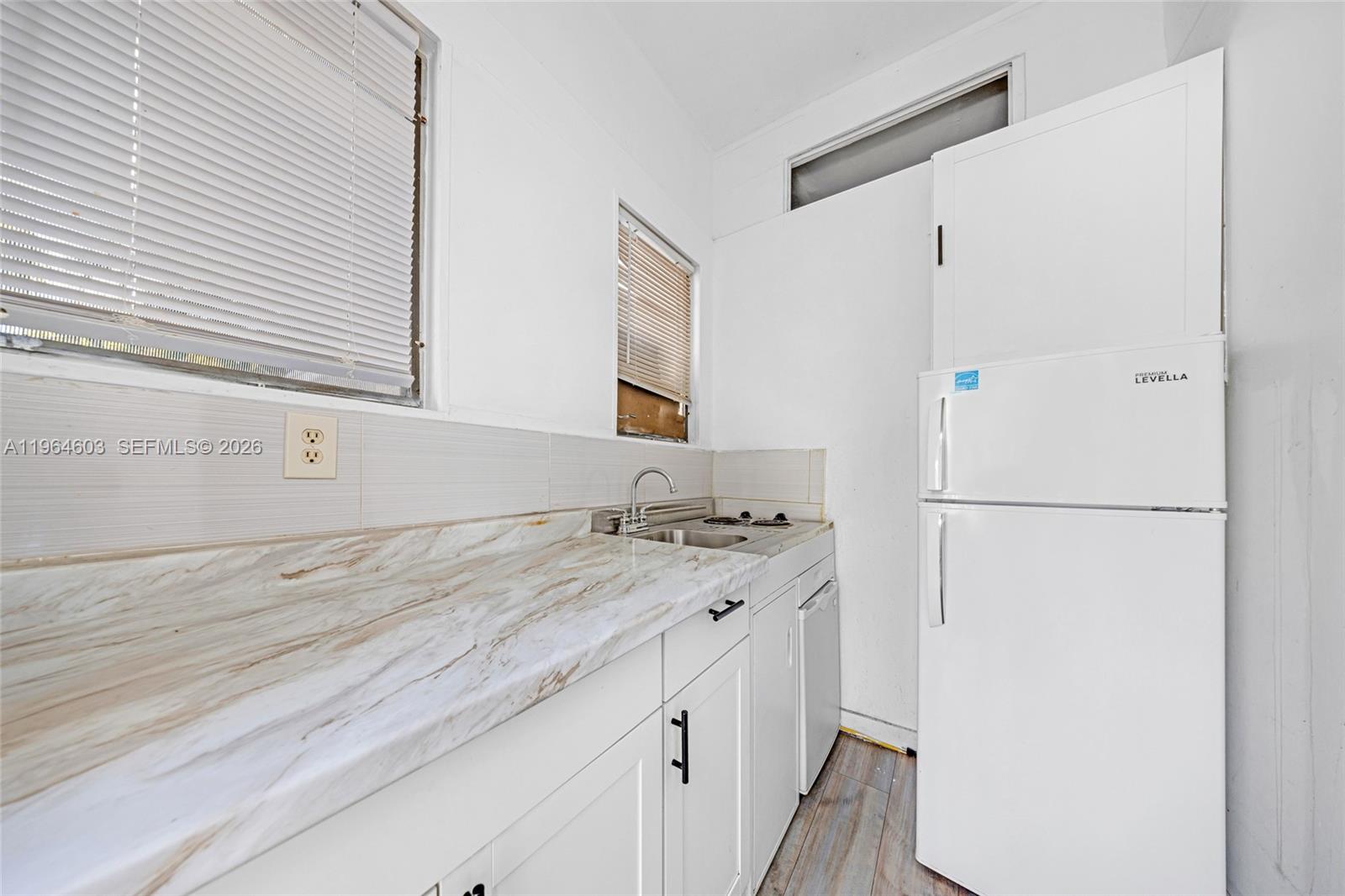 See details / 1950 sq. ft. $ 2026-02-21 0 Photo