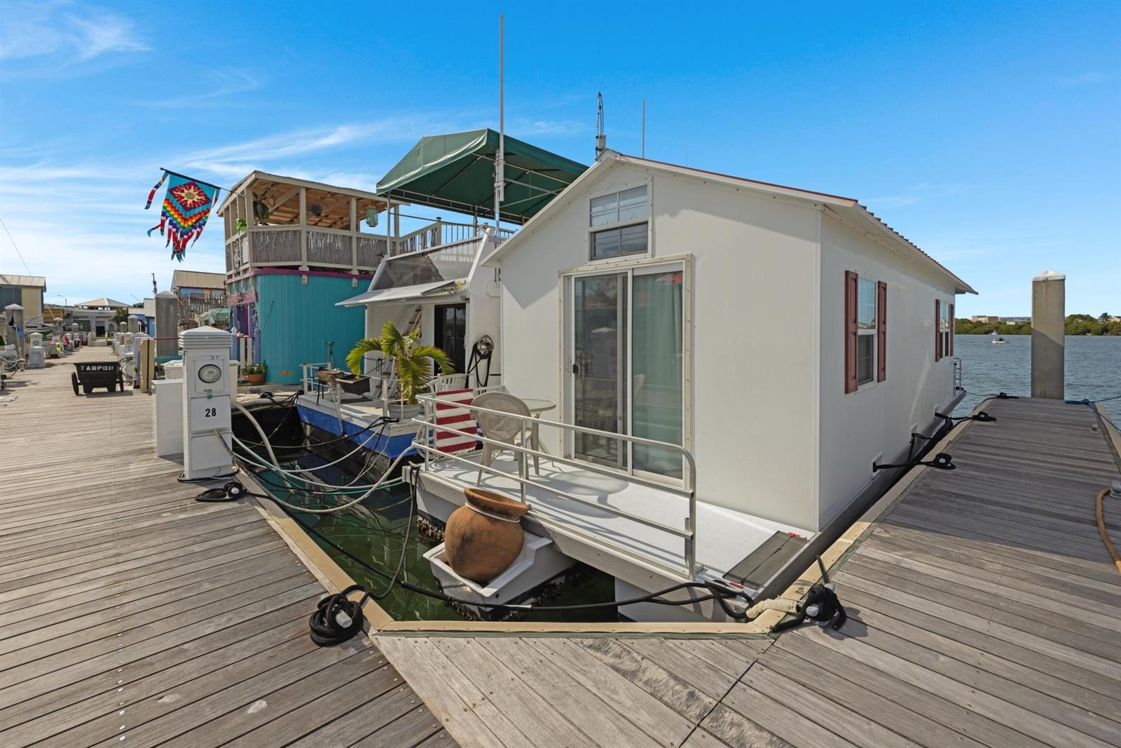   / 0  sq. ft. $ 2026-05-18 0 foto