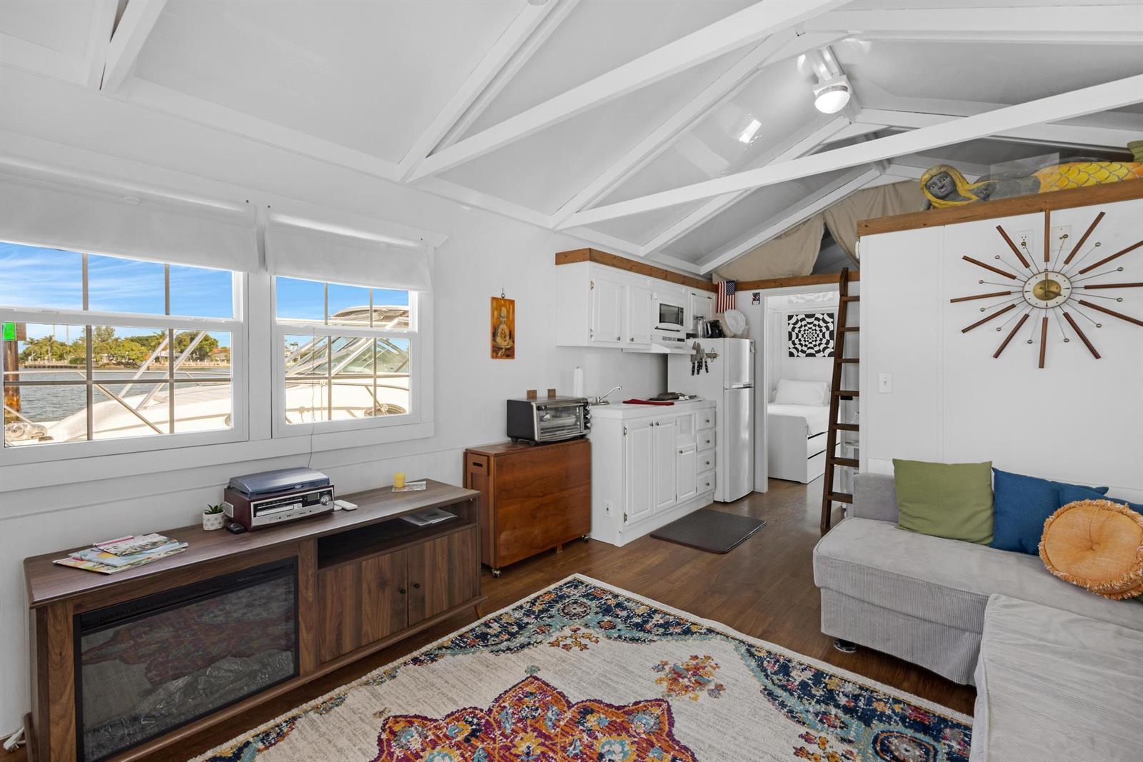   / 0  sq. ft. $ 2026-05-18 0 foto