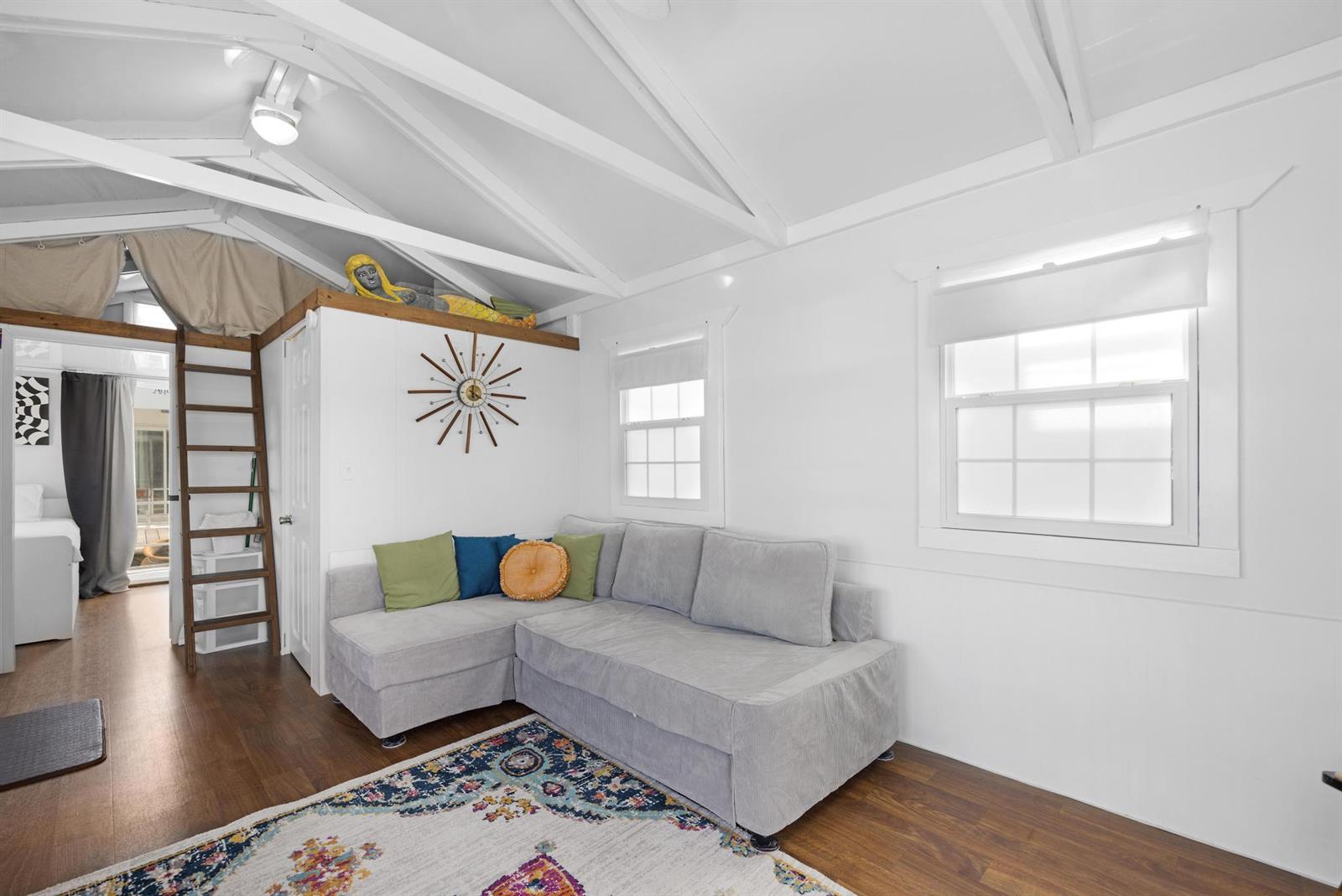   / 0  sq. ft. $ 2026-05-18 0 foto