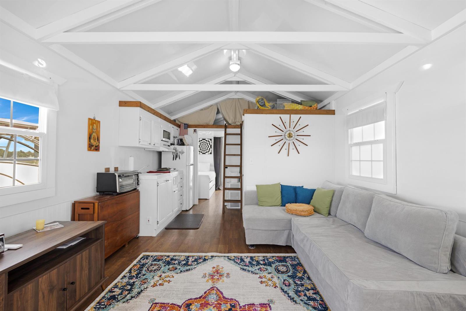   / 0  sq. ft. $ 2026-05-18 0 foto