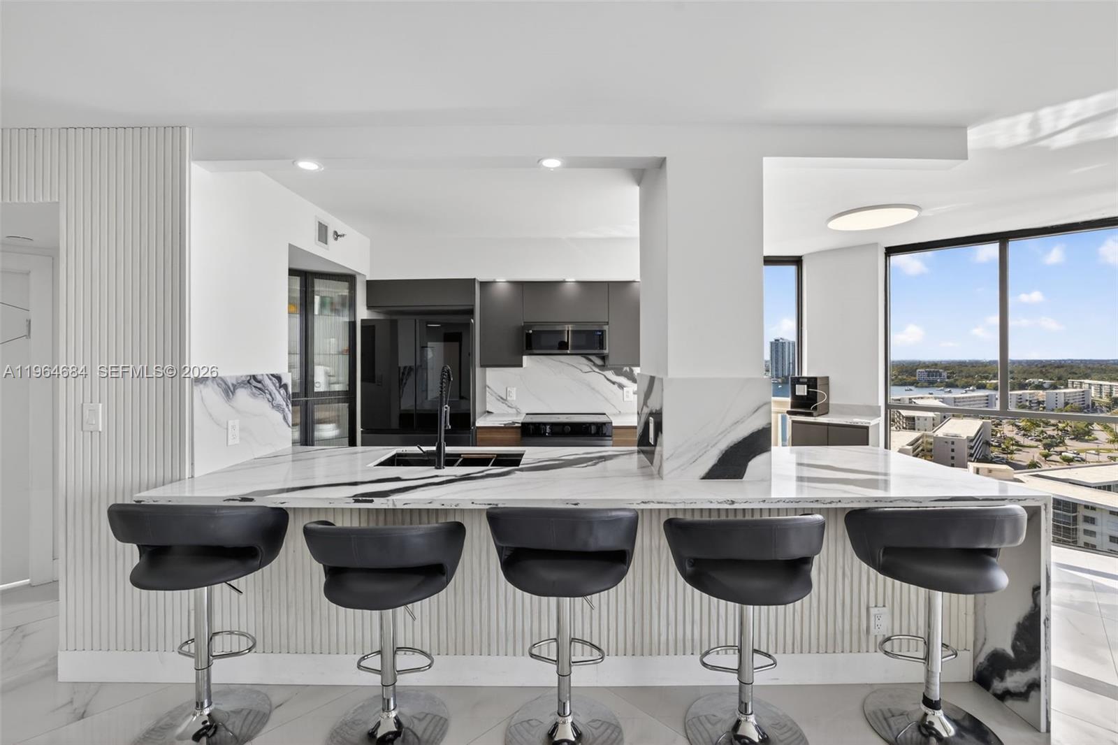 1710 2 / 2 1300 sq. ft. $ 2026-02-12 0 foto