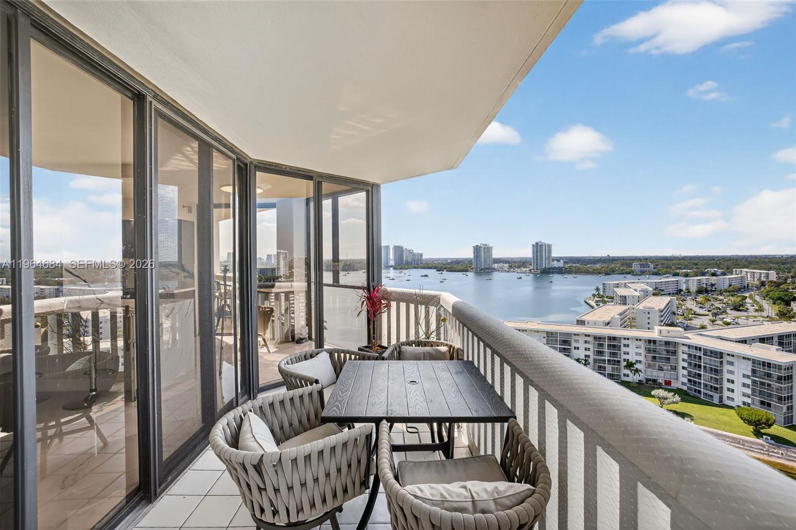 1710 2 / 2 1300 sq. ft. $ 2026-02-12 0 foto