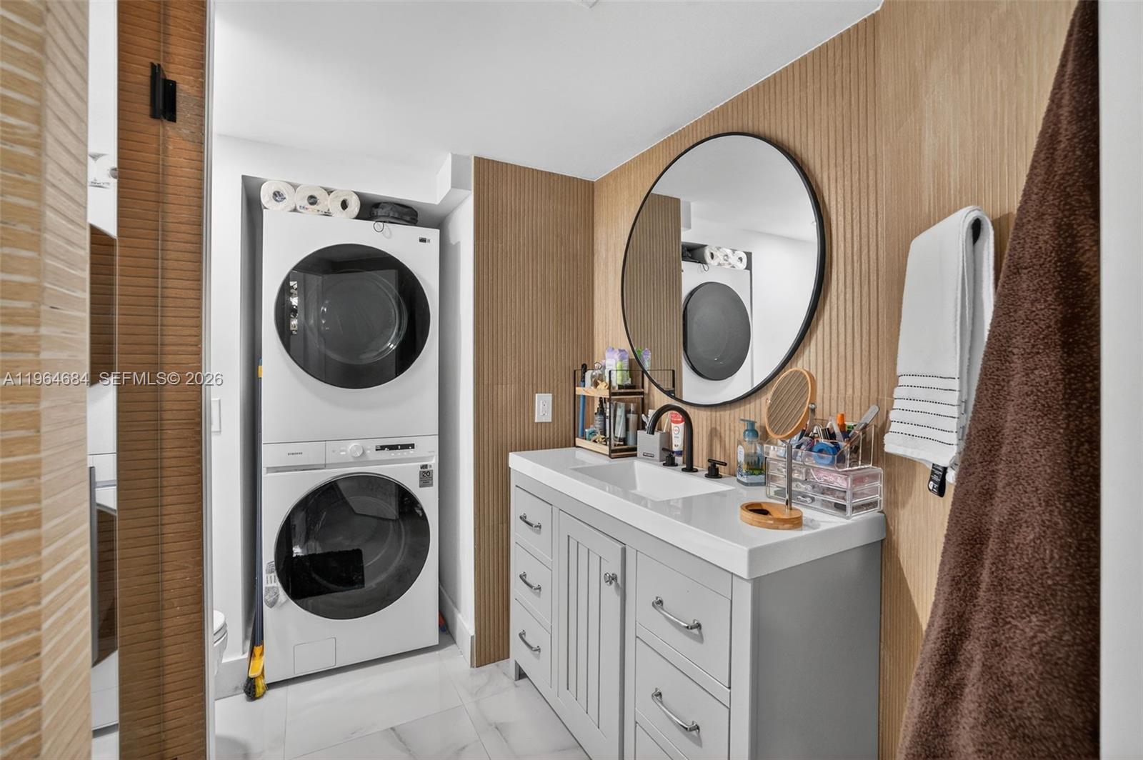 1710 2 / 2 1300 sq. ft. $ 2026-02-12 0 foto