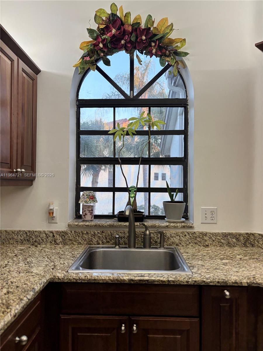 See details H 3 / 2 1692 sq. ft. $ 2026-06-03 0 Photo