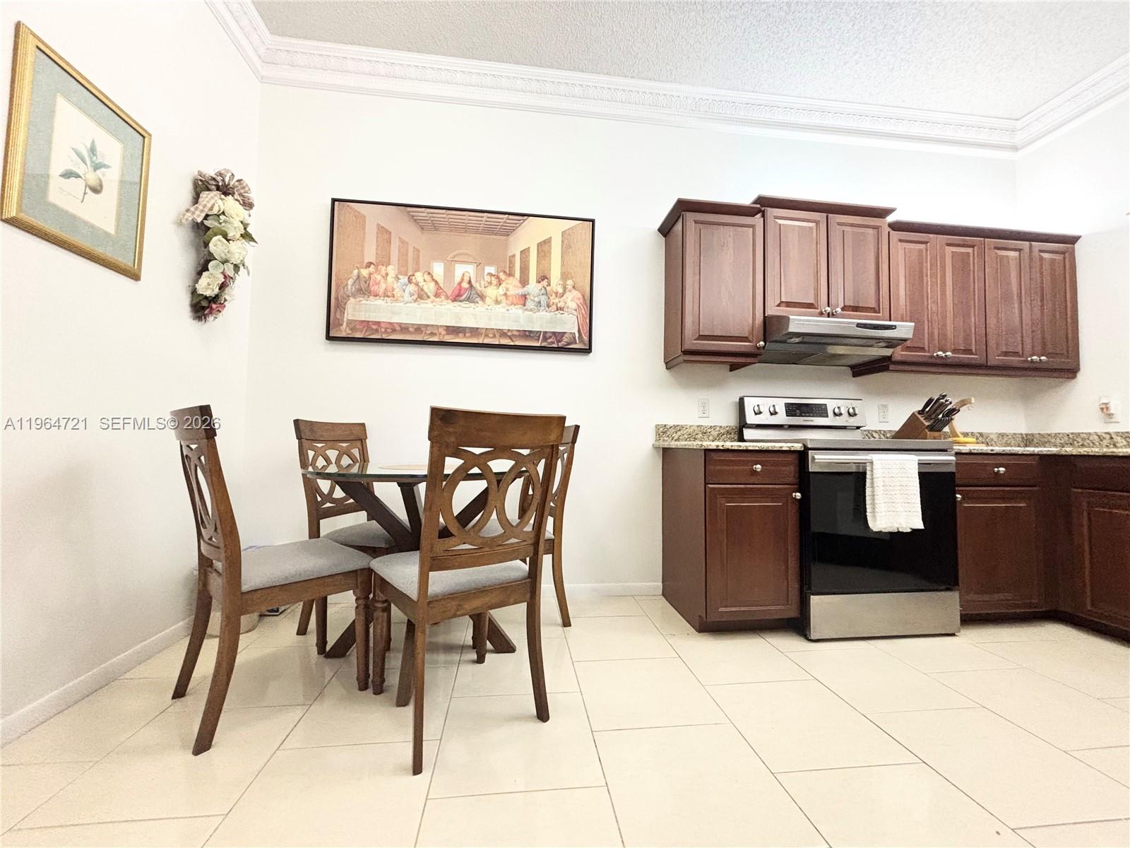 See details H 3 / 2 1692 sq. ft. $ 2026-06-03 0 Photo