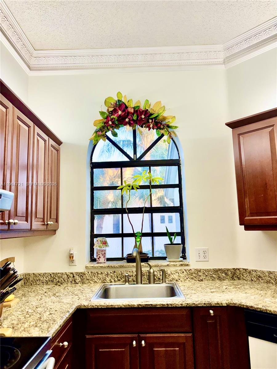 See details H 3 / 2 1692 sq. ft. $ 2026-06-03 0 Photo