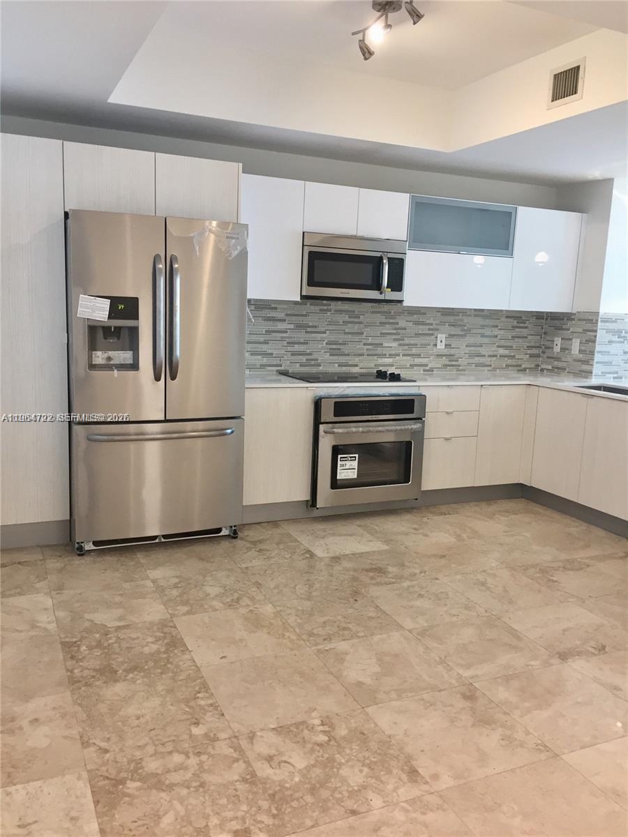 Photo of 3330 190th St  #1117, Aventura, Florida, 33180 - 