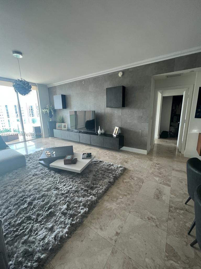 Photo of 3330 190th St  #1117, Aventura, Florida, 33180 - 