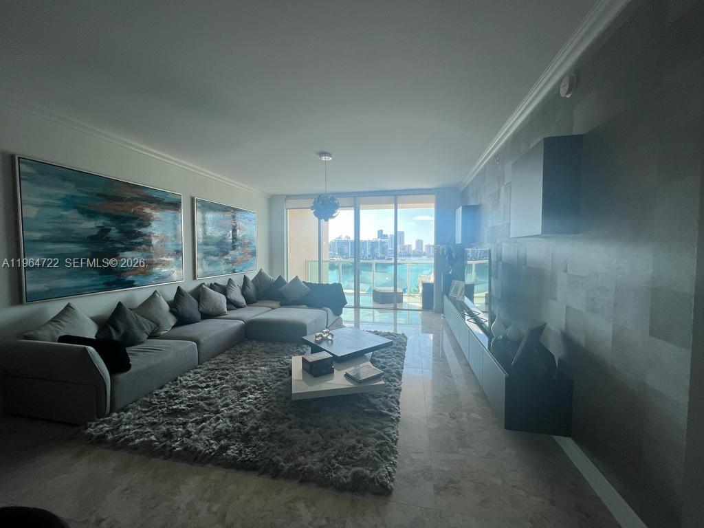 Photo of 3330 190th St  #1117, Aventura, Florida, 33180 - 