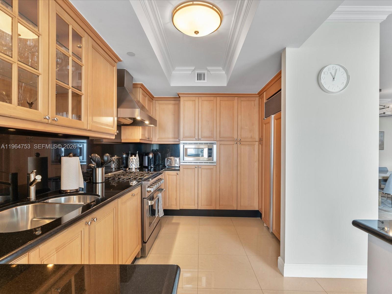 Ver detalles 4405 3 / 3 2214 sq. ft. $ 2026-05-05 0 foto