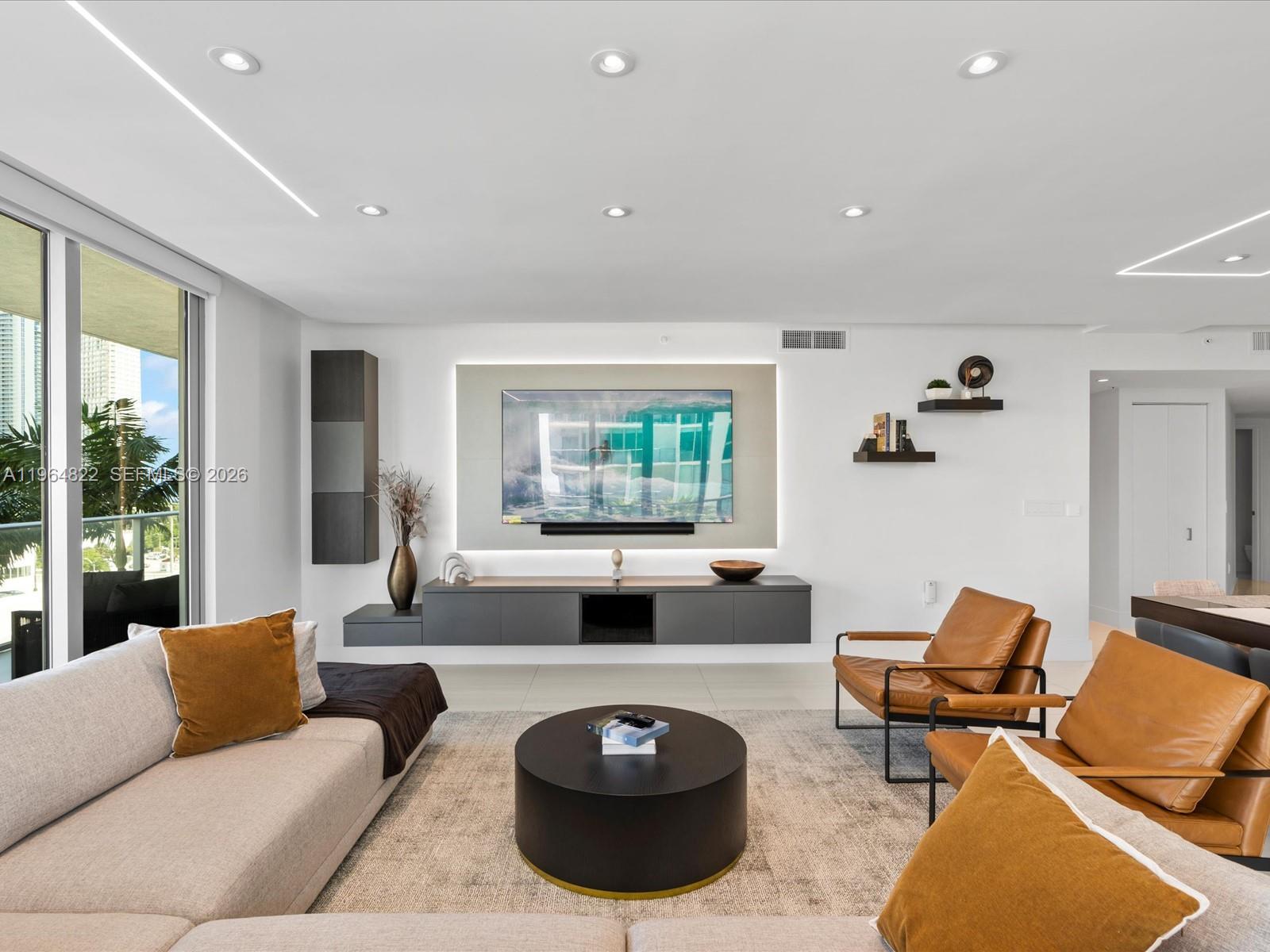 See details 4-807 3 / 4 1892 sq. ft. $ 2026-02-13 0 Photo