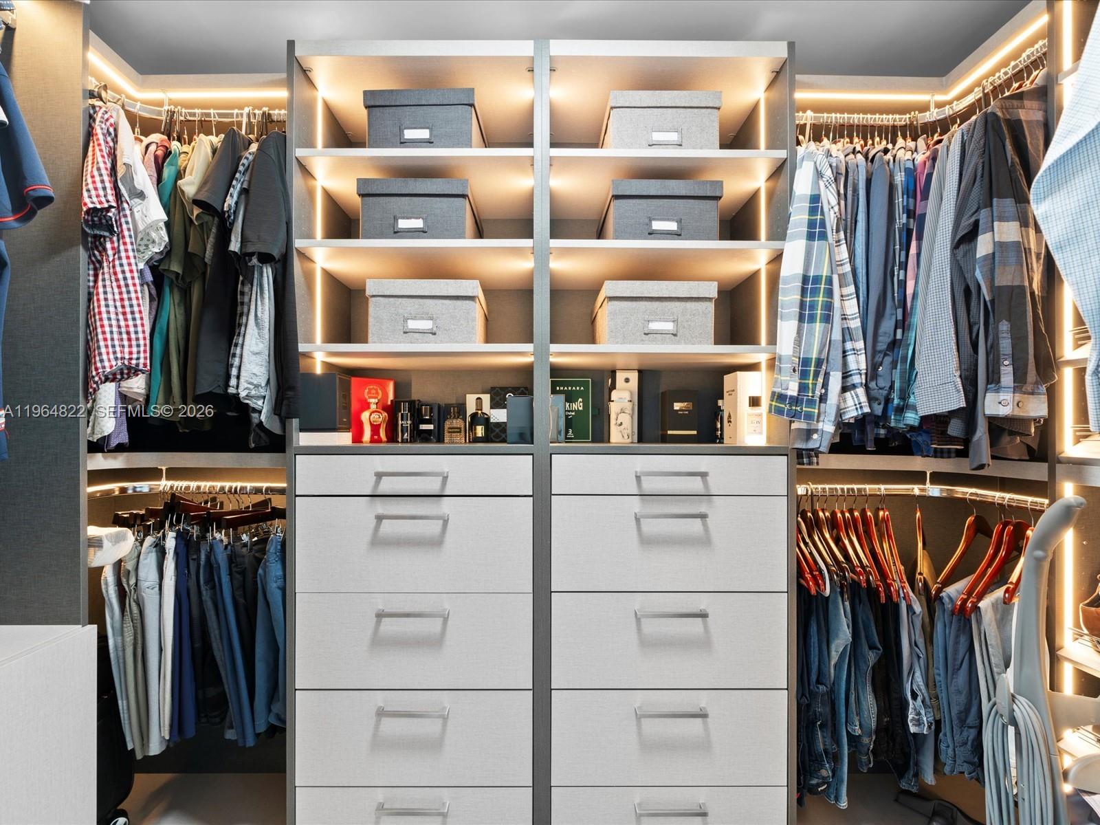 See details 4-807 3 / 4 1892 sq. ft. $ 2026-02-13 0 Photo