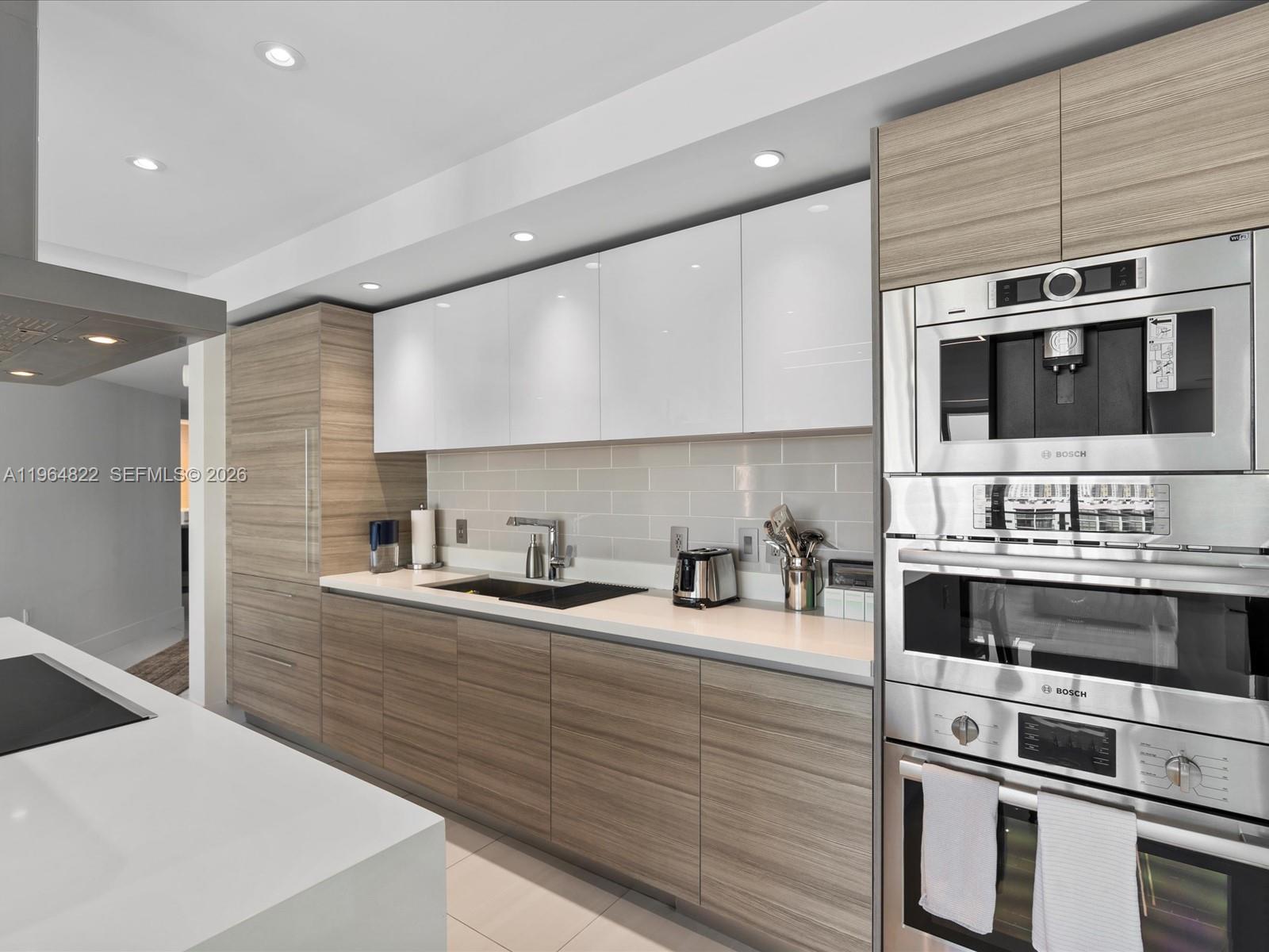 See details 4-807 3 / 4 1892 sq. ft. $ 2026-02-13 0 Photo