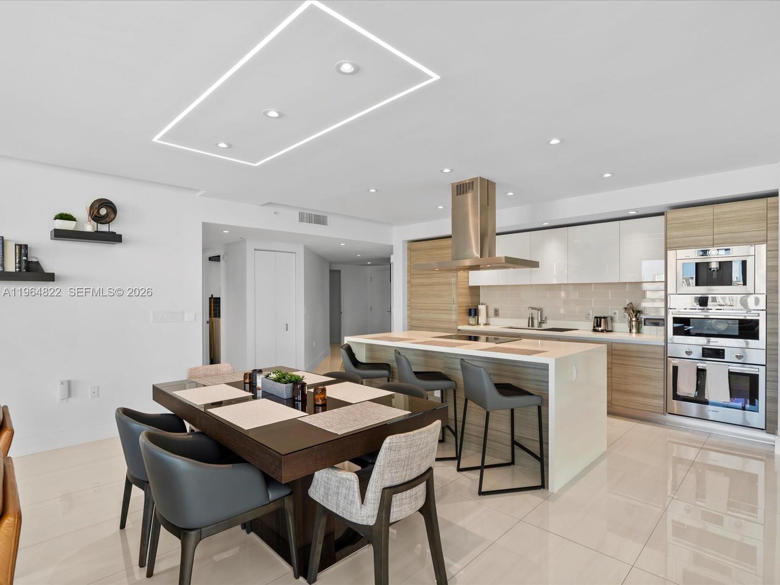 See details 4-807 3 / 4 1892 sq. ft. $ 2026-02-13 0 Photo