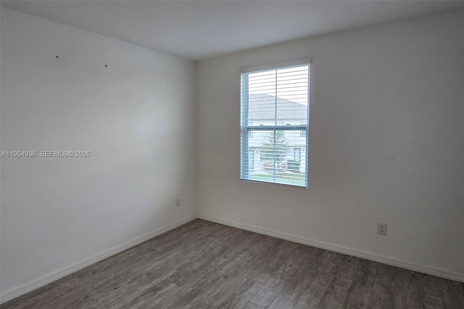 Ver detalles 742 3 / 3 sq. ft. $ 2026-05-08 0 foto