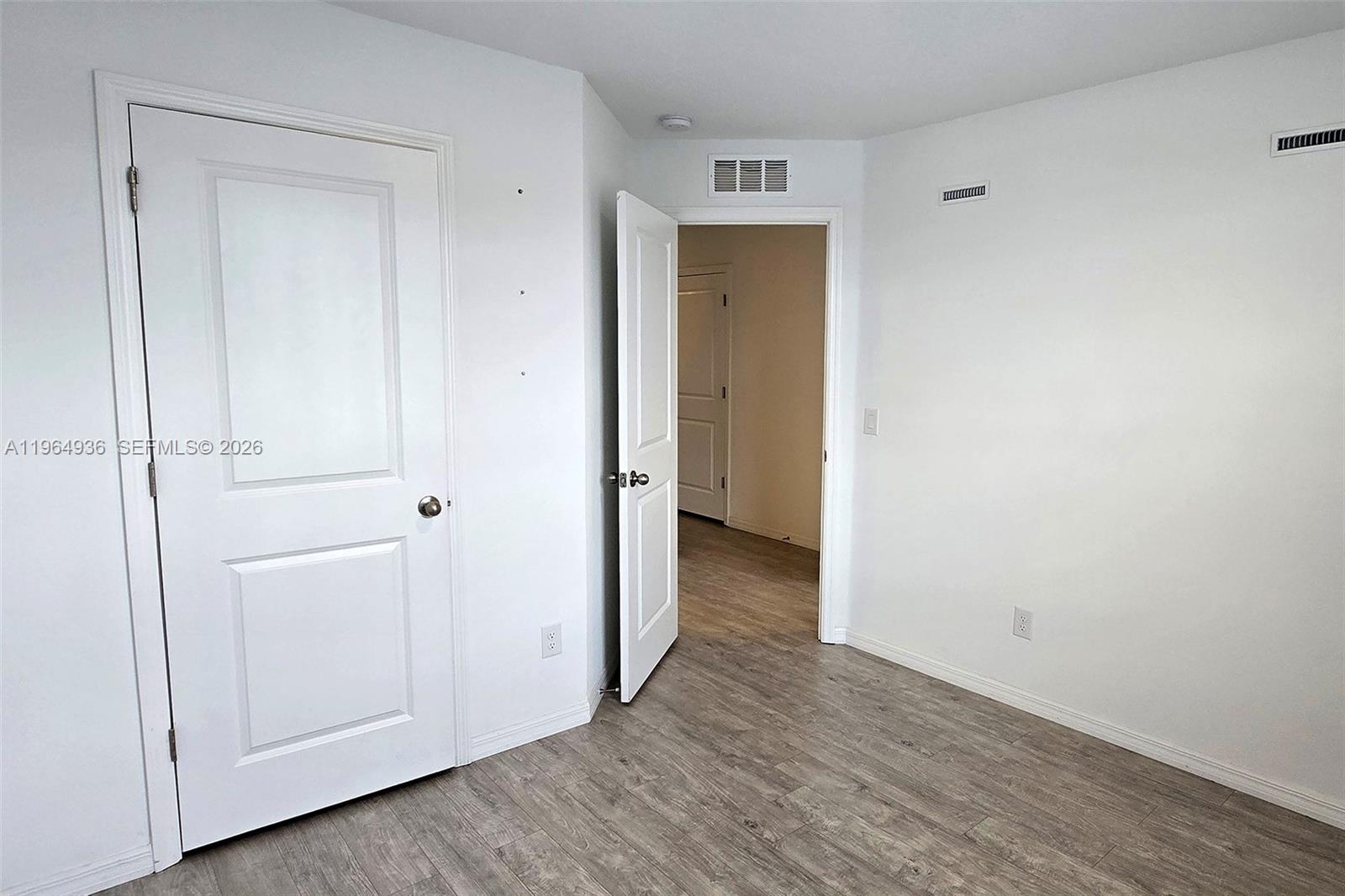 Ver detalles 742 3 / 3 sq. ft. $ 2026-05-08 0 foto