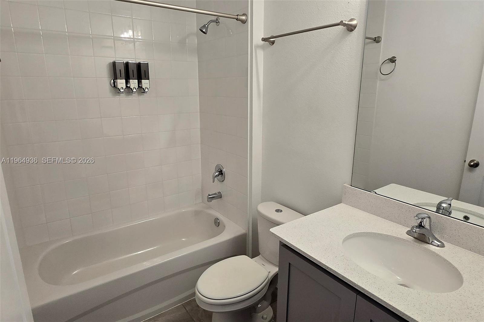 Ver detalles 742 3 / 3 sq. ft. $ 2026-05-08 0 foto