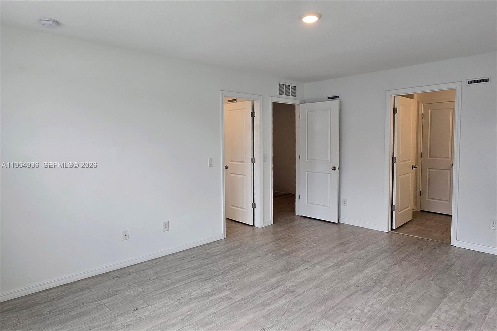Ver detalles 742 3 / 3 sq. ft. $ 2026-05-08 0 foto