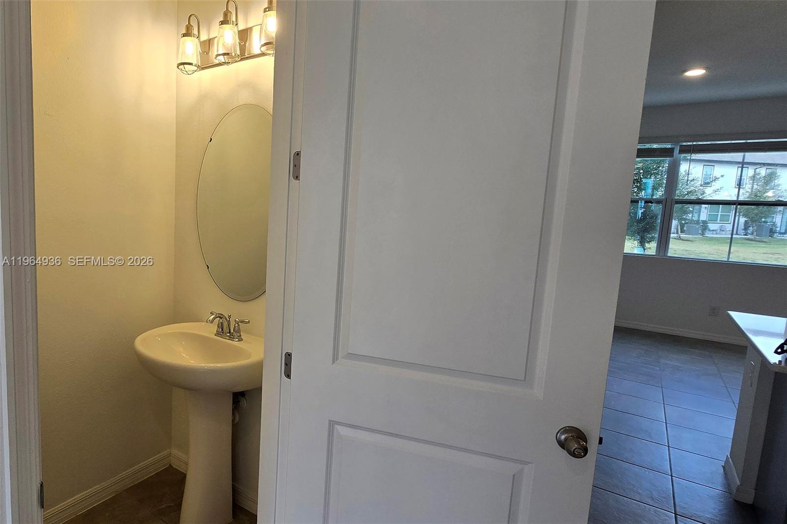 Ver detalles 742 3 / 3 sq. ft. $ 2026-05-08 0 foto