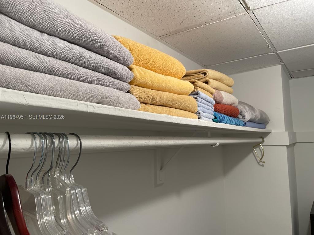 Photo of 3901 Ocean Dr  #1J, Hollywood, Florida, 33019 - 