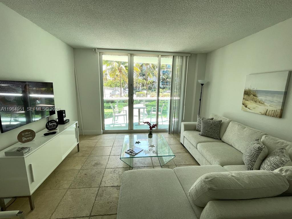 Photo of 3901 Ocean Dr  #1J, Hollywood, Florida, 33019 - 