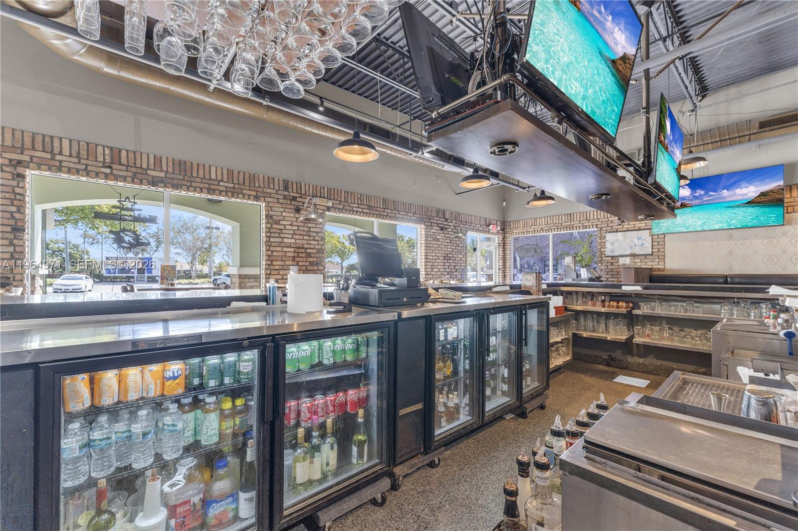   /   sq. ft. $ 2026-02-13 0 foto