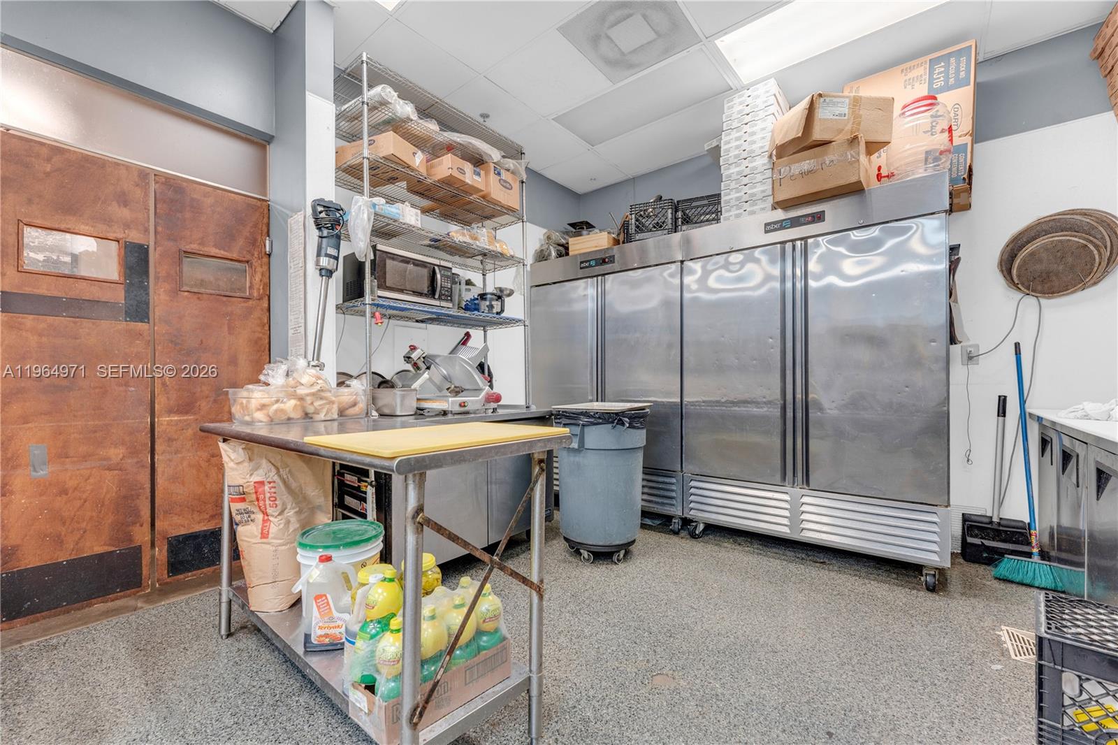   /   sq. ft. $ 2026-02-13 0 foto