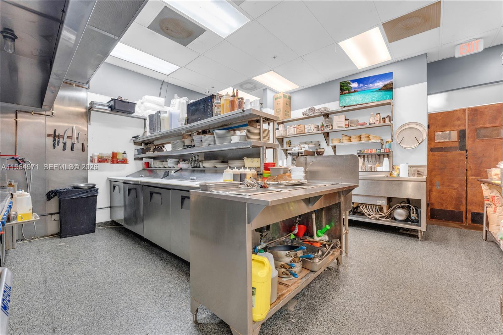   /   sq. ft. $ 2026-02-13 0 foto