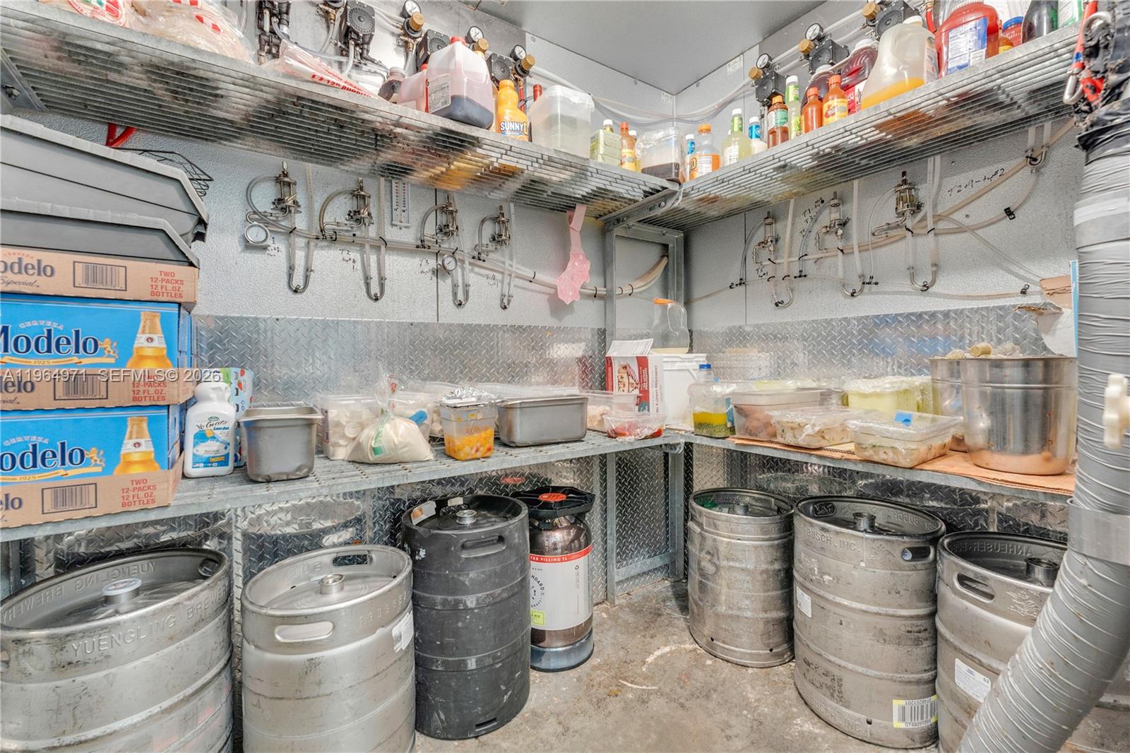   /   sq. ft. $ 2026-02-13 0 foto