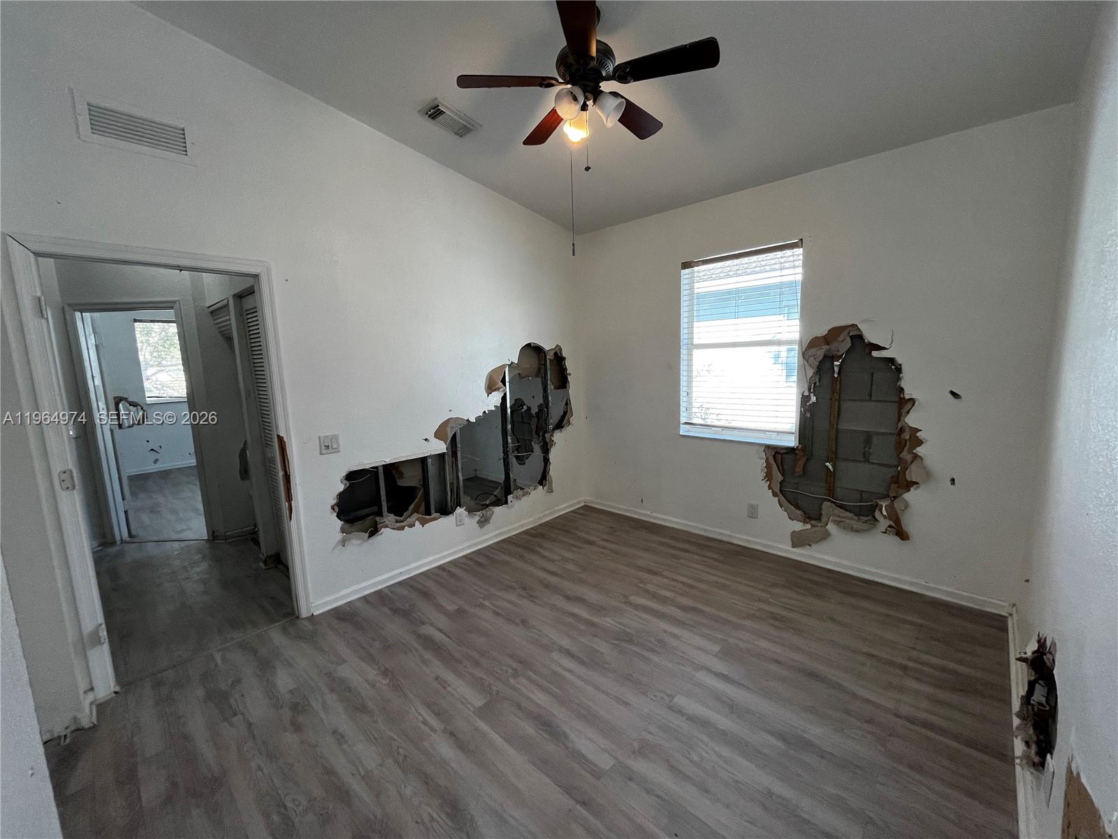 3021 2 / 3 1199 sq. ft. $ 2026-02-13 0 Photo