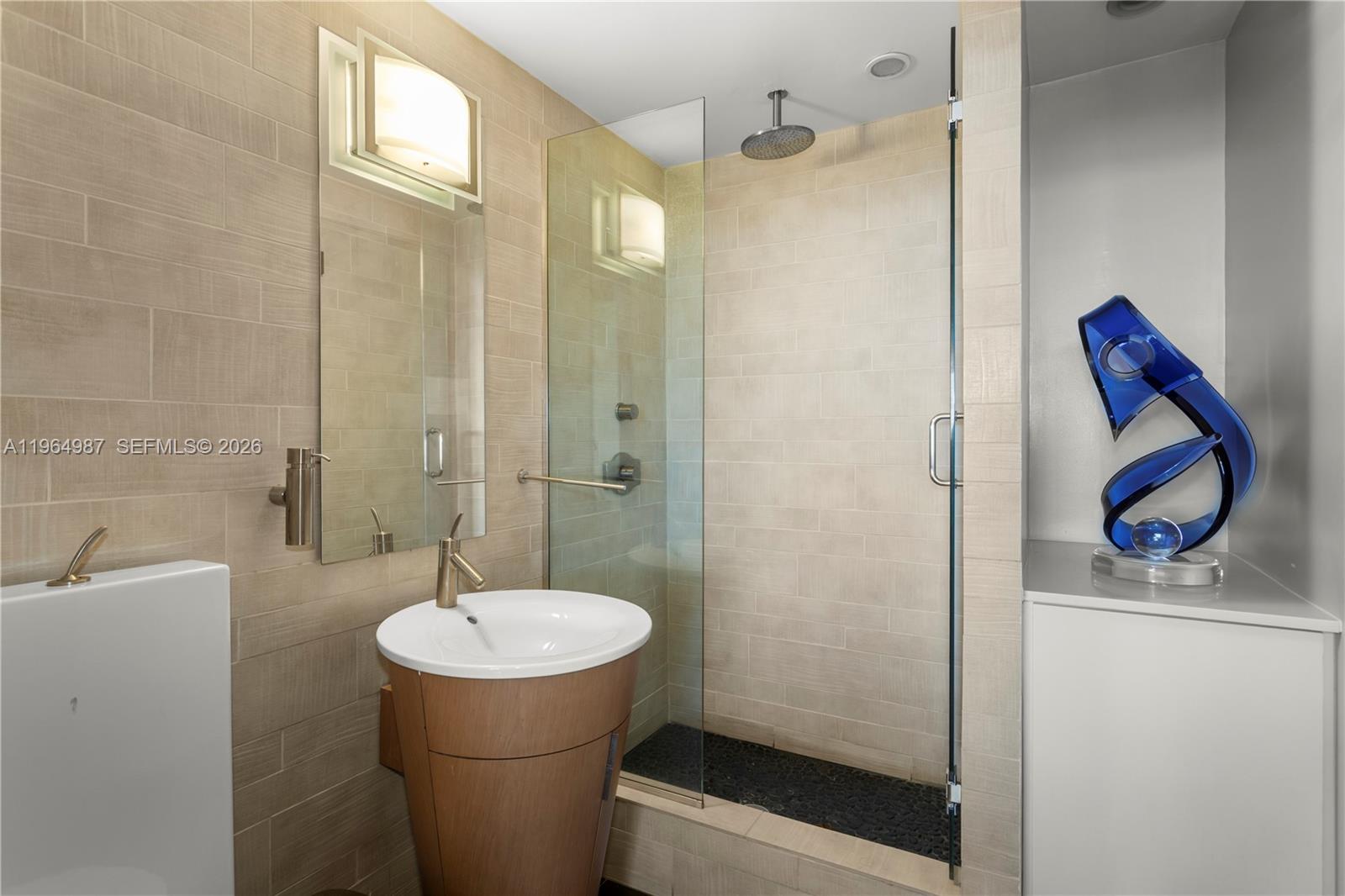 PH000  /   кв.футов $ 2026-02-13 0 Фото