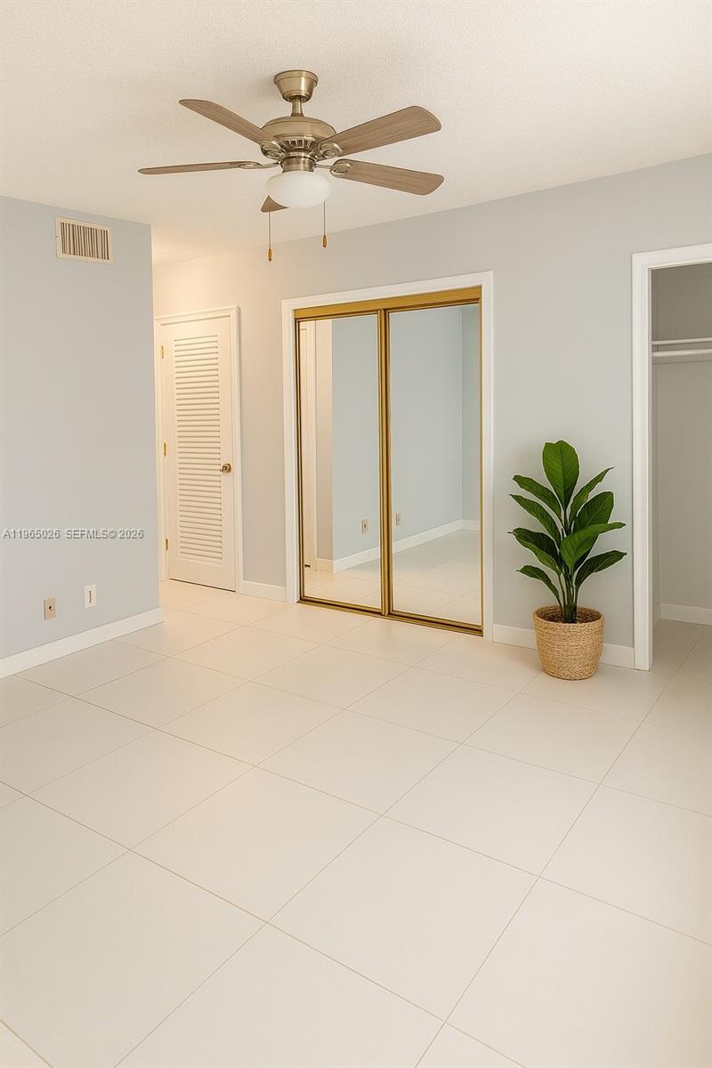 Photo of 610 12th Ave #308, Hallandale Beach, Florida, 33009 -
