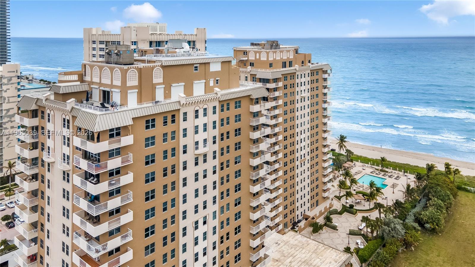 Photo of 1920 Ocean Dr (Avail. 5/1-12/1) #8B, Hallandale Beach, Florida, 33009 - Beautiful Recently Updated Property