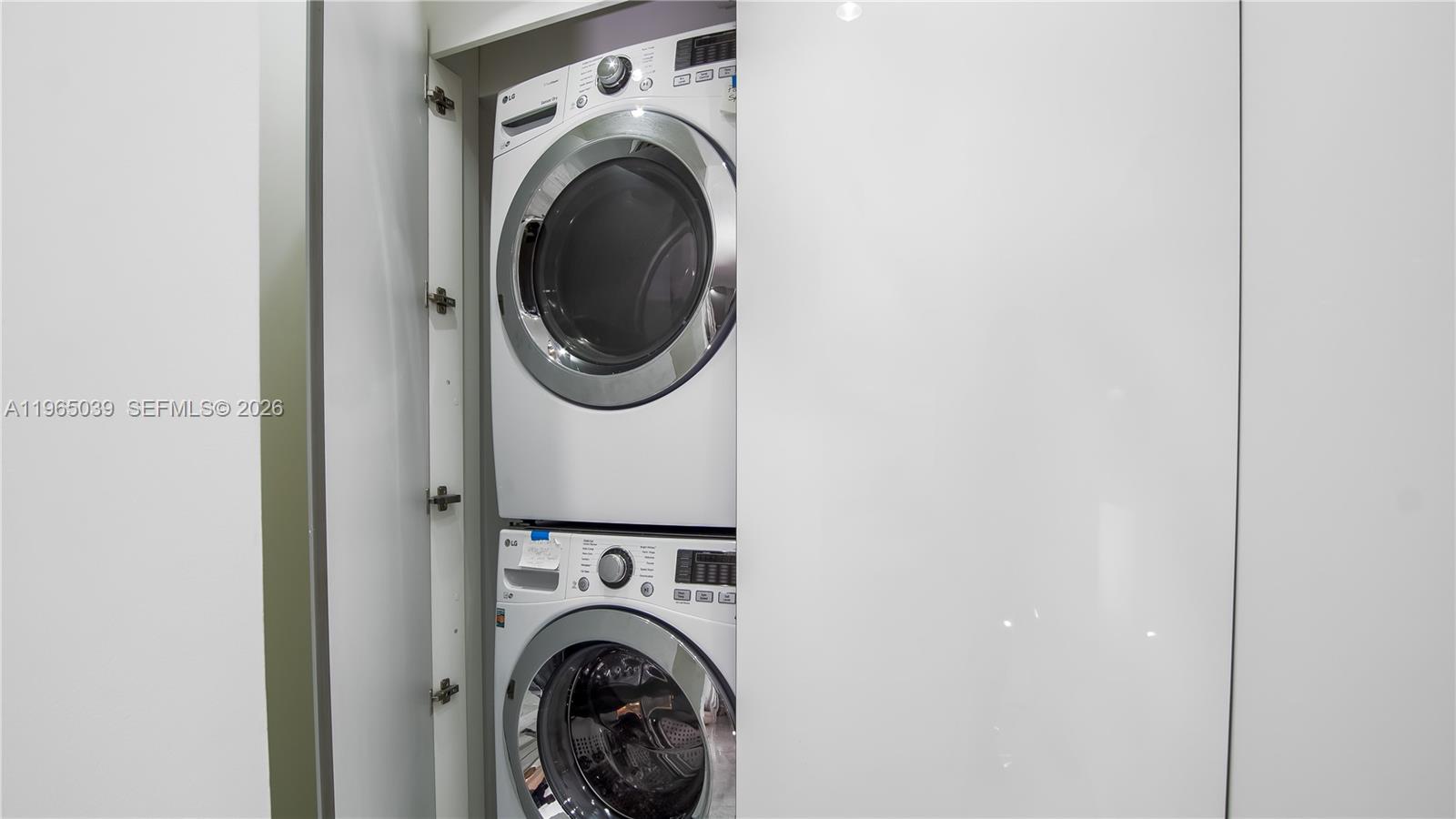 Photo of 1920 Ocean Dr (Avail. 5/1-12/1) #8B, Hallandale Beach, Florida, 33009 -