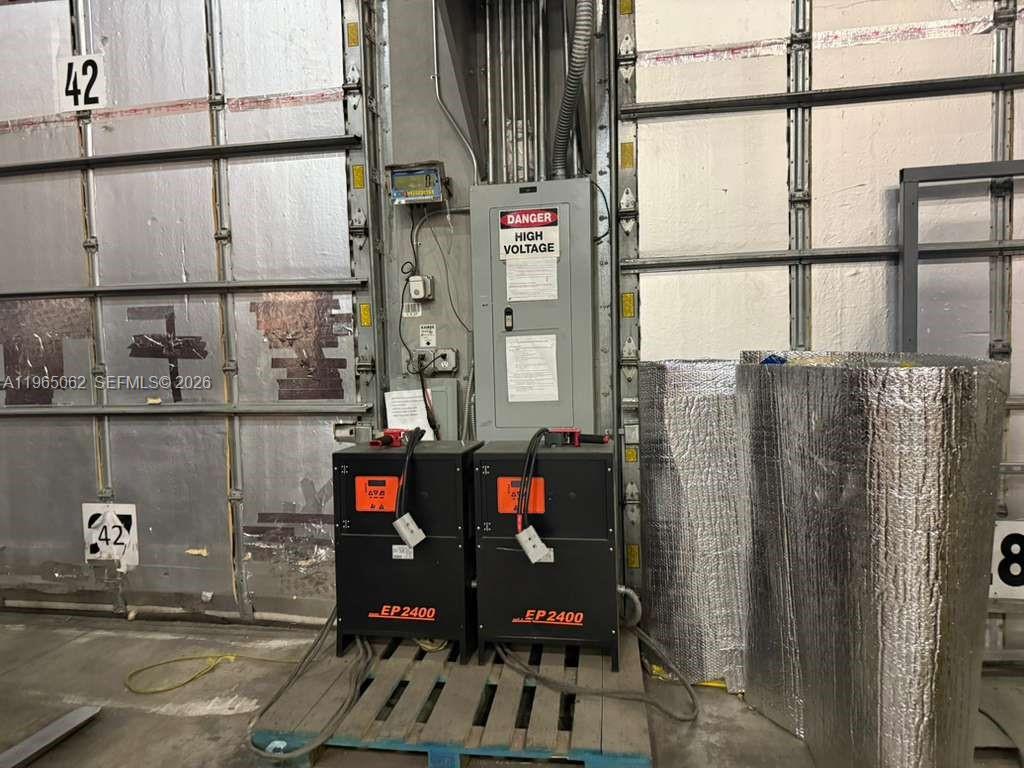 104-106  /   sq. ft. $ 2026-02-13 0 Photo