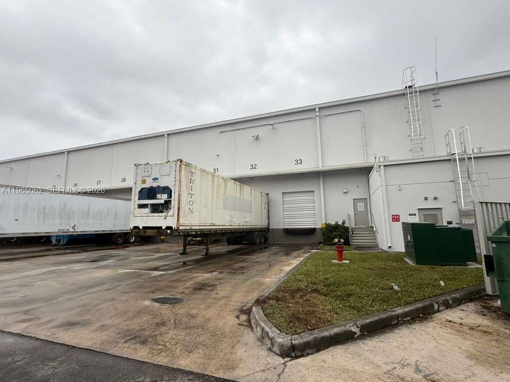 104-106  /   sq. ft. $ 2026-02-13 0 Photo