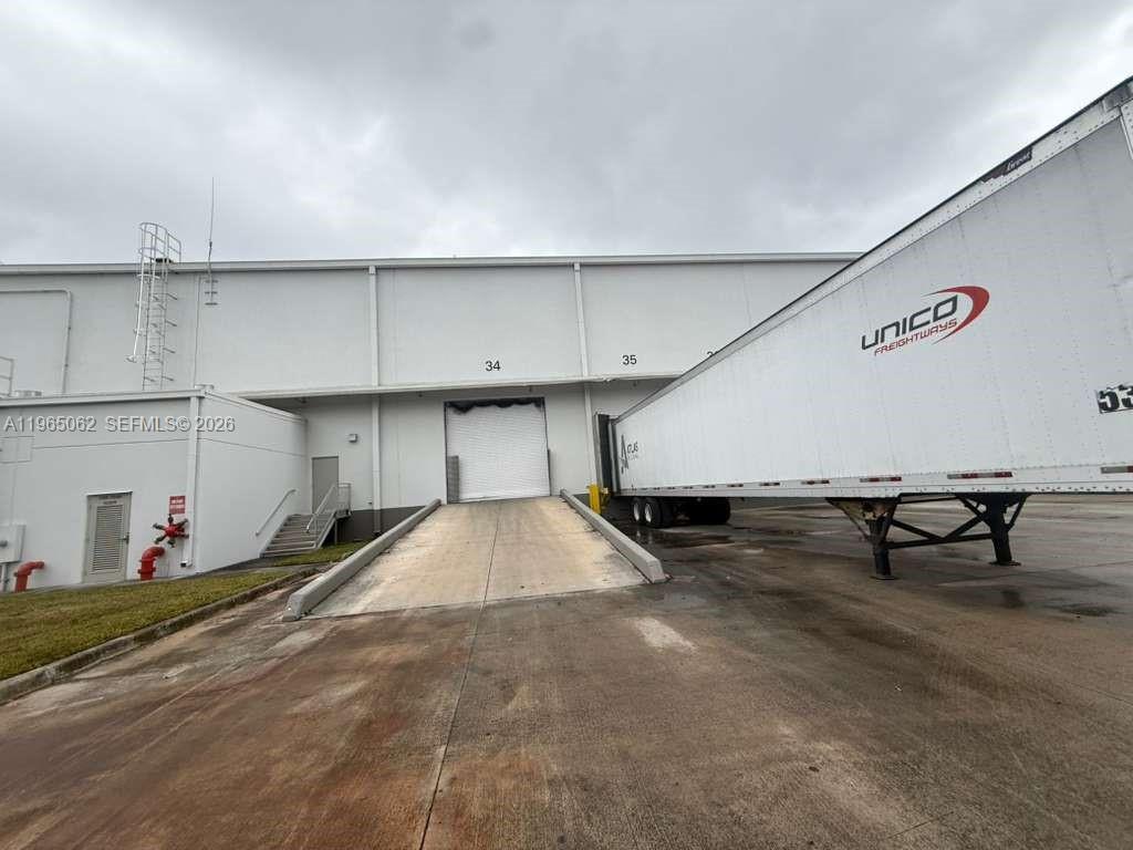 104-106  /   sq. ft. $ 2026-02-13 0 Photo