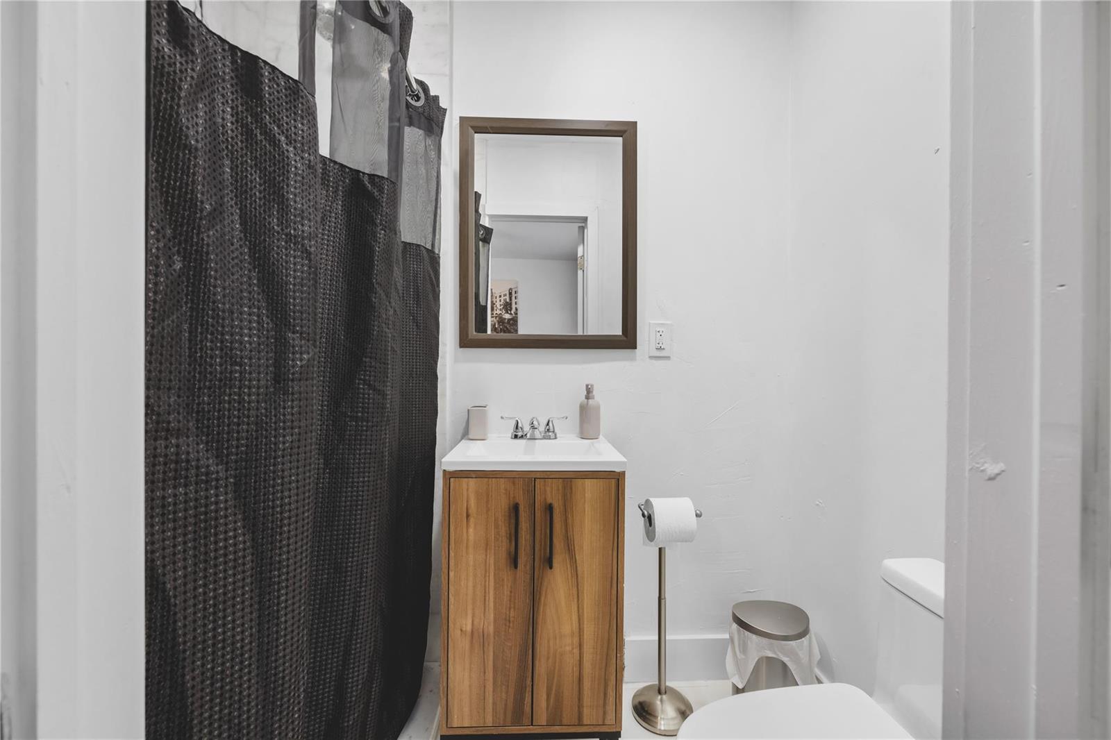   / 0 2475 sq. ft. $ 2026-06-21 0 foto