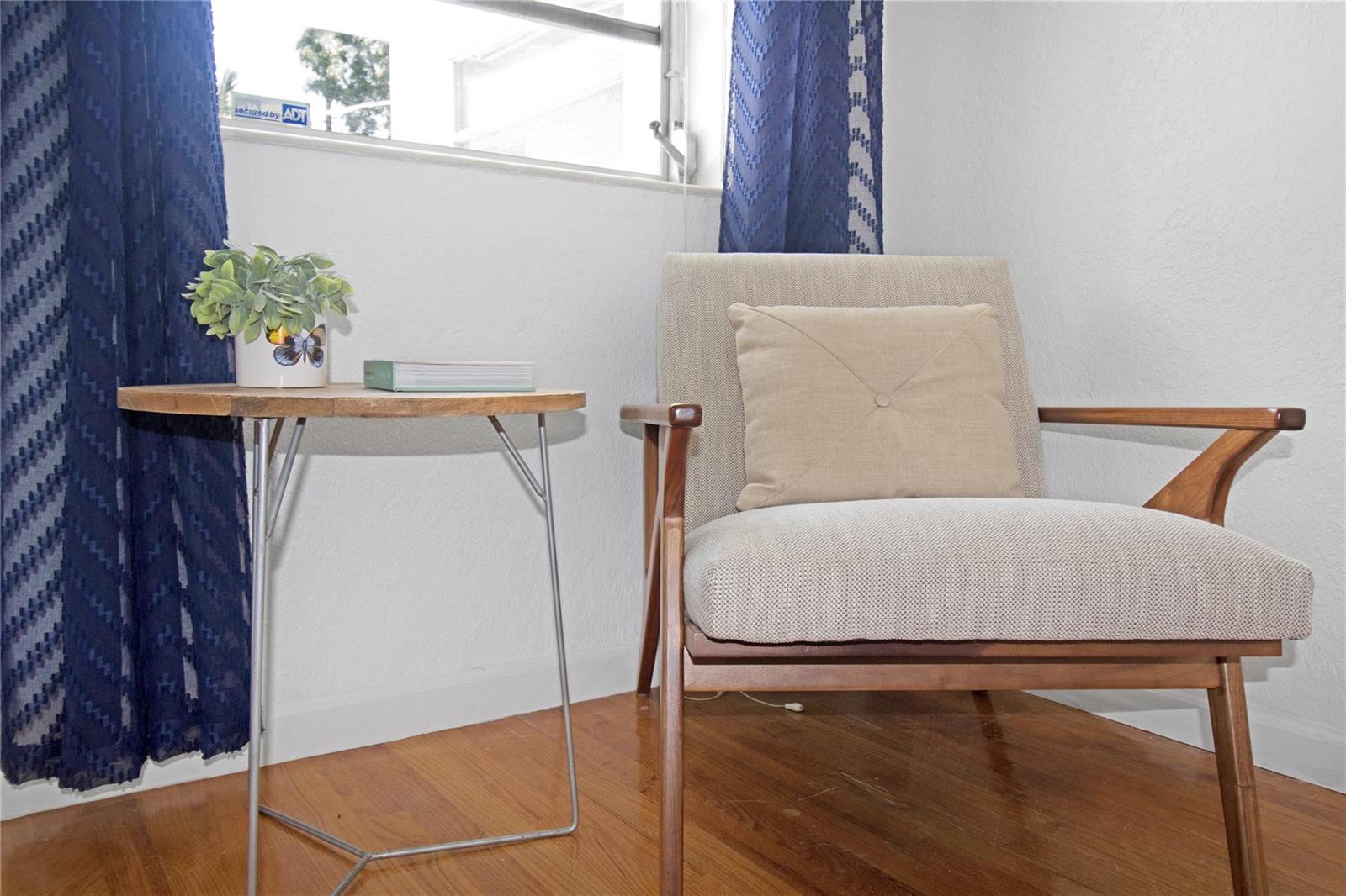   / 0 2475 sq. ft. $ 2026-06-21 0 foto