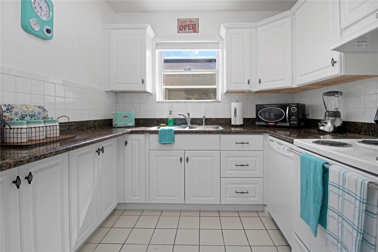   / 0 2475 sq. ft. $ 2026-06-21 0 foto