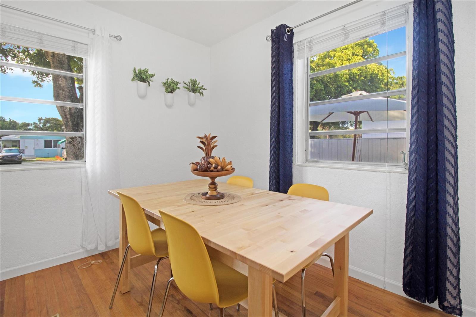   / 0 2475 sq. ft. $ 2026-06-21 0 foto