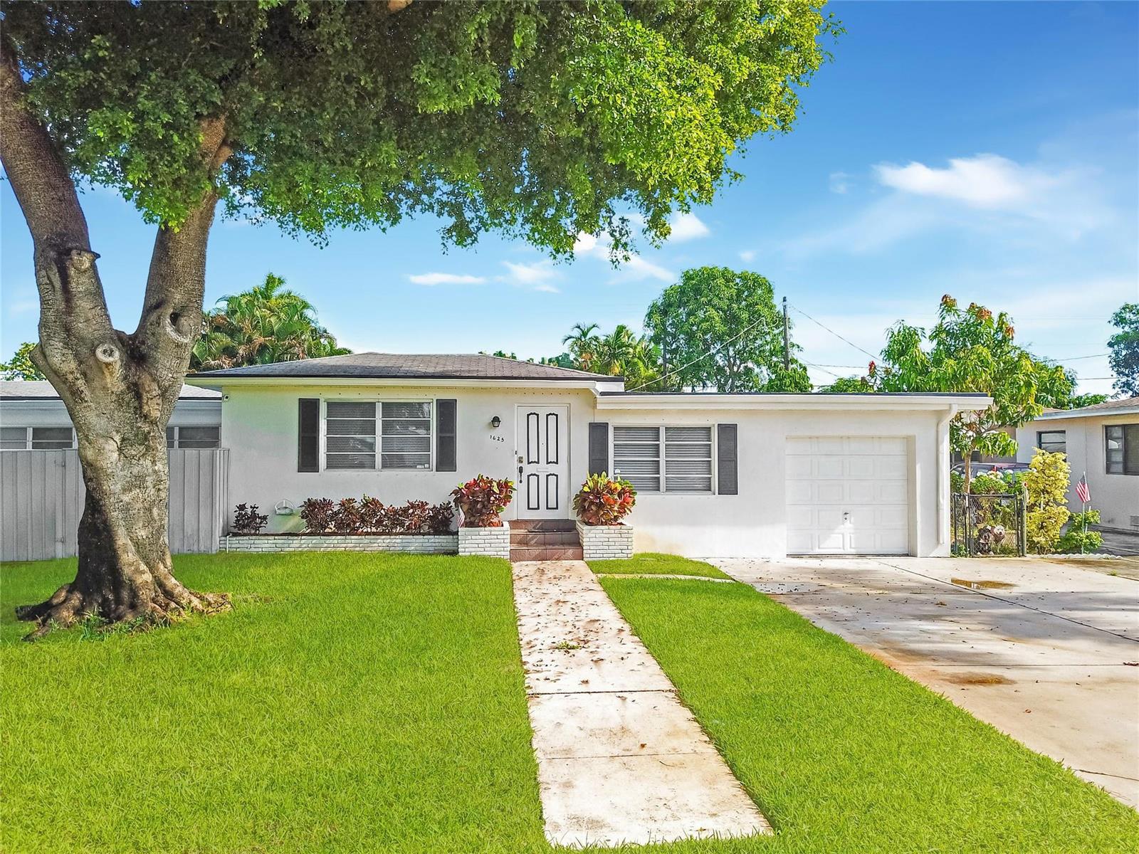   / 0 2475 sq. ft. $ 2026-06-21 0 foto