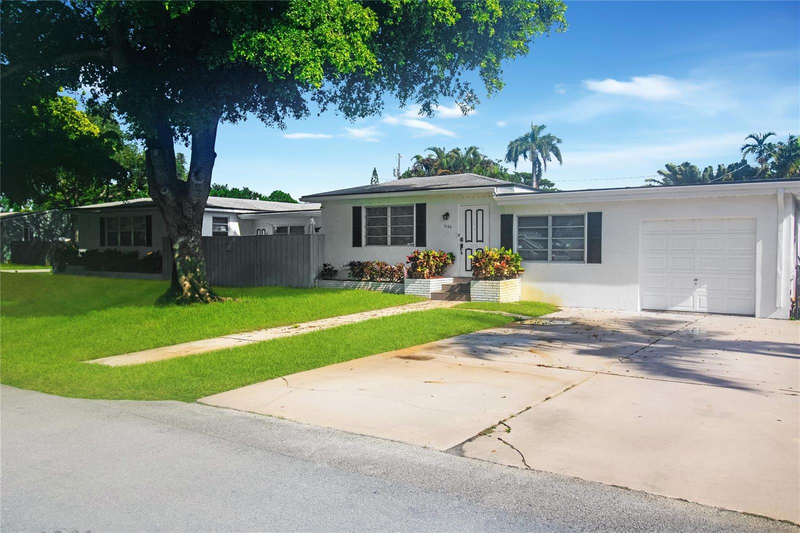   / 0 2475 sq. ft. $ 2026-06-21 0 foto