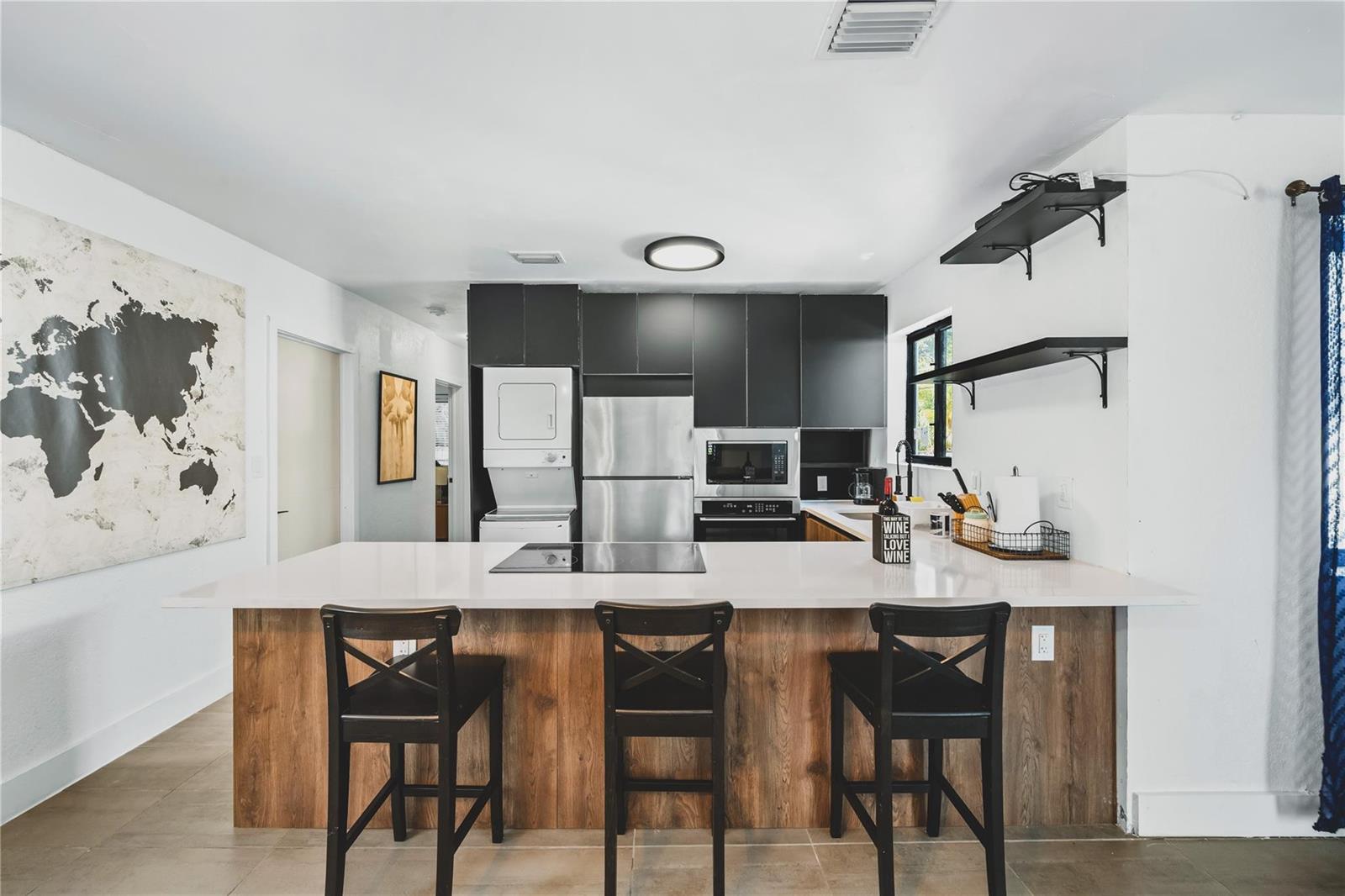   / 0 2475 sq. ft. $ 2026-06-21 0 foto