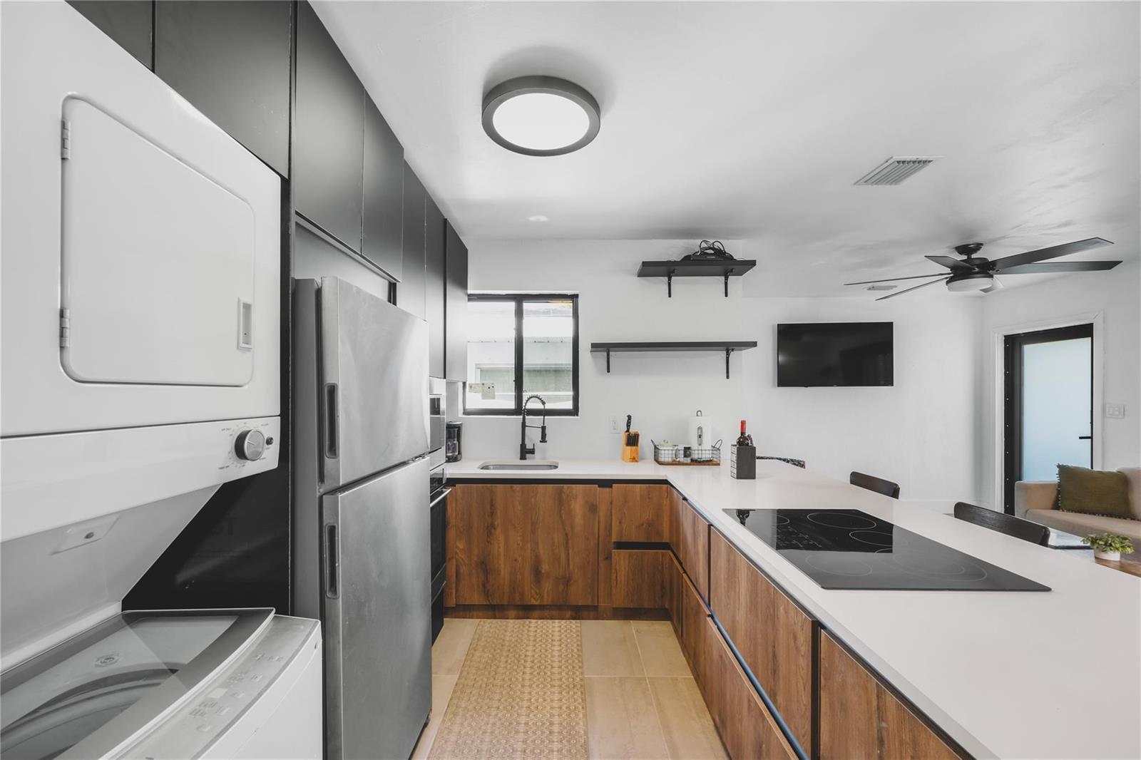   / 0 2475 sq. ft. $ 2026-06-21 0 foto