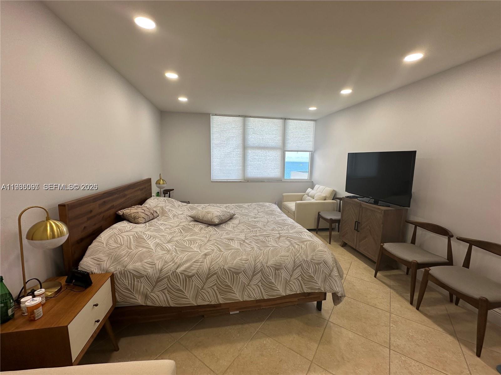 Photo of 2030 Ocean Dr  #2217, Hallandale Beach, Florida, 33009 - 