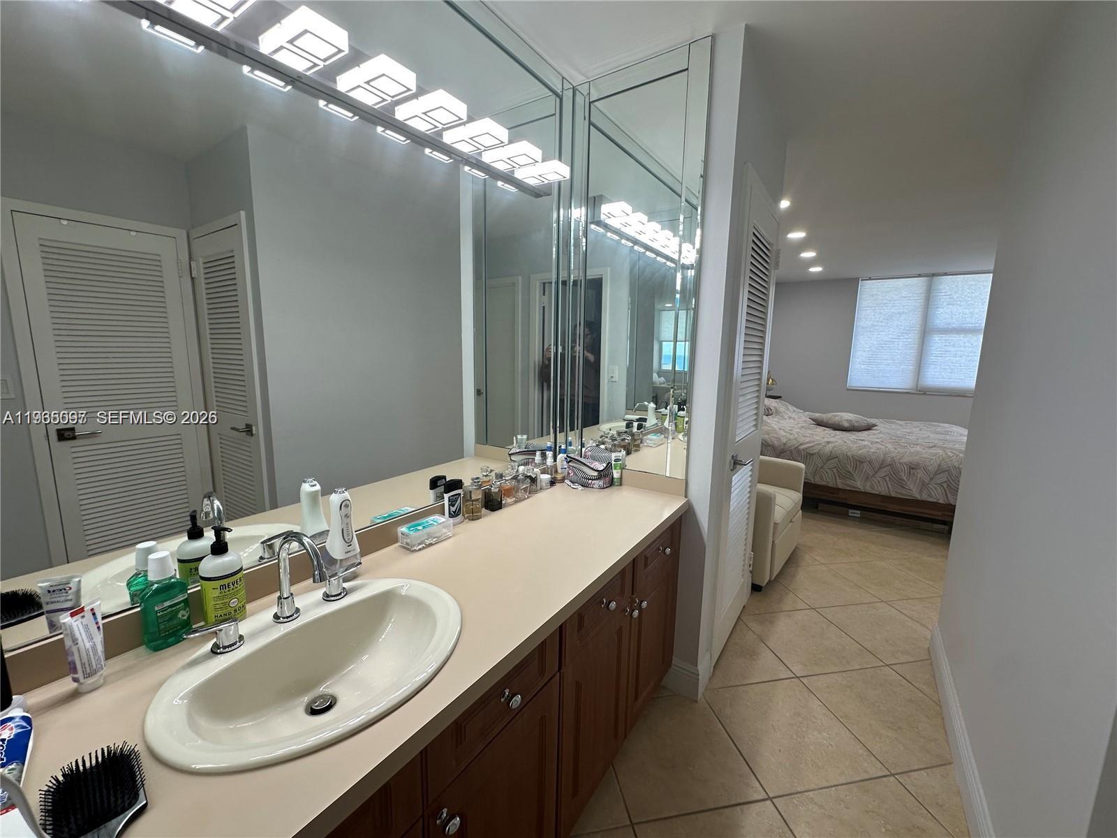 Photo of 2030 Ocean Dr  #2217, Hallandale Beach, Florida, 33009 - 