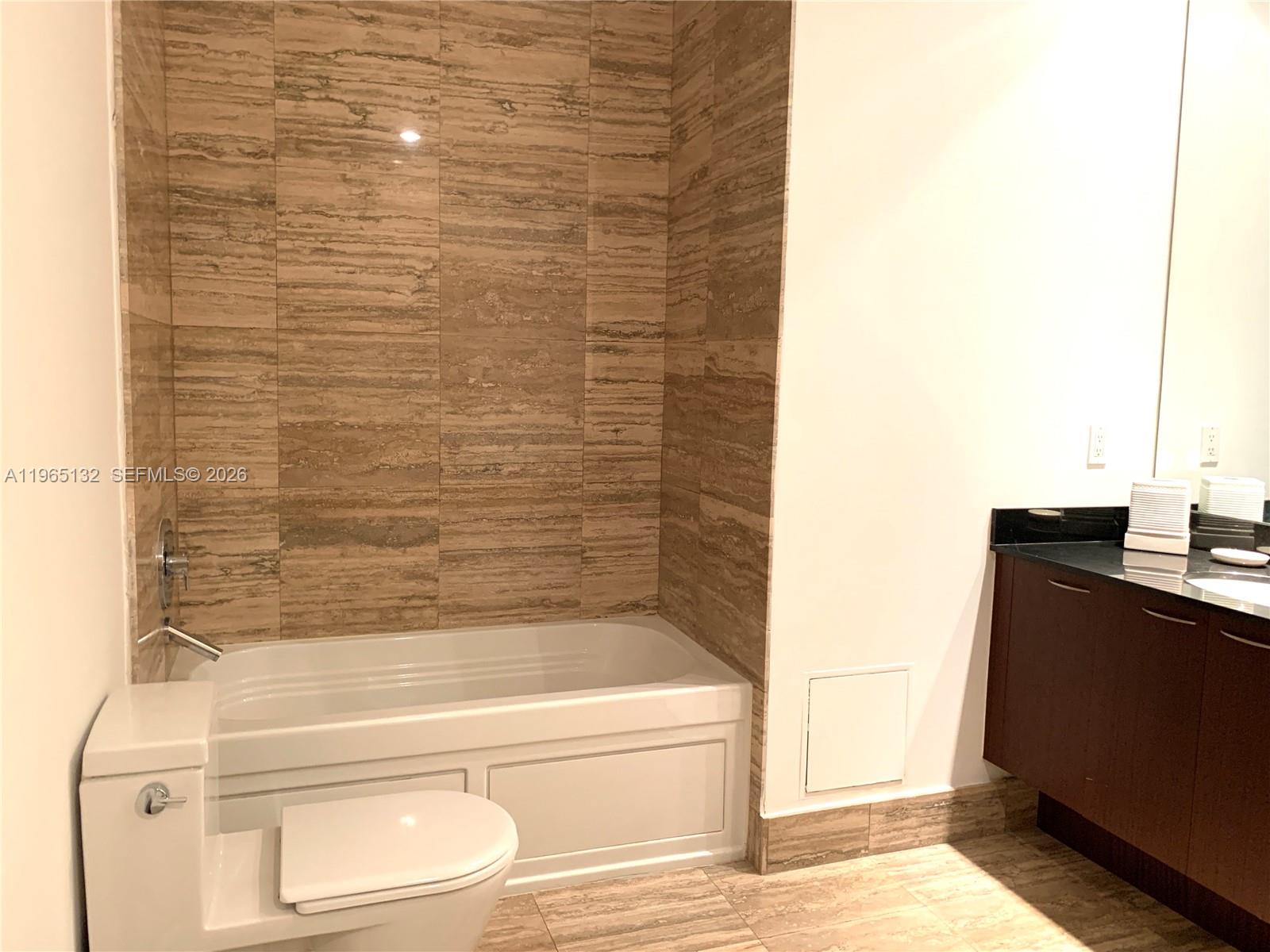 3805 2 / 2 1435 кв.футов $ 2026-02-13 0 Фото